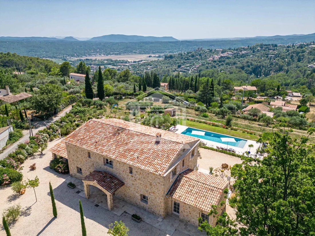 Country House in Tourrettes, Provence-Alpes-Côte d'Azur, France 3 - 13099081