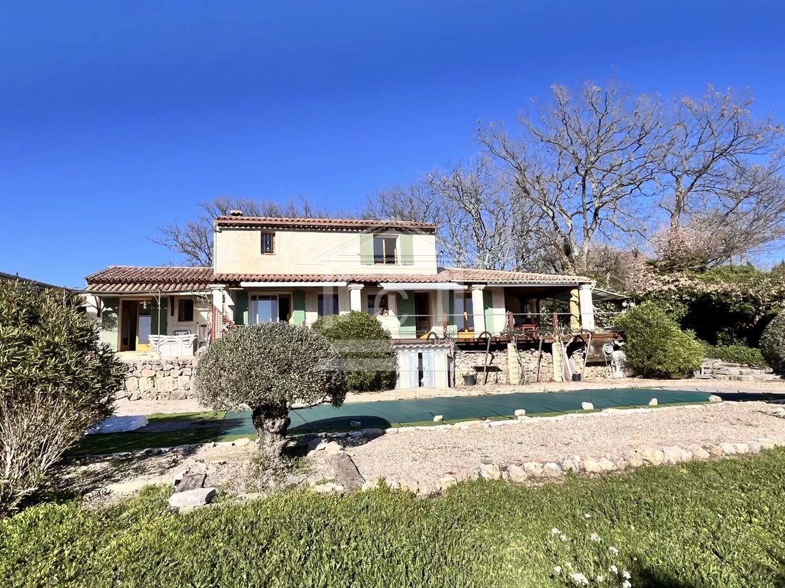 Villa in Montauroux, Provence-Alpes-Côte d'Azur, France 1 - 13953645