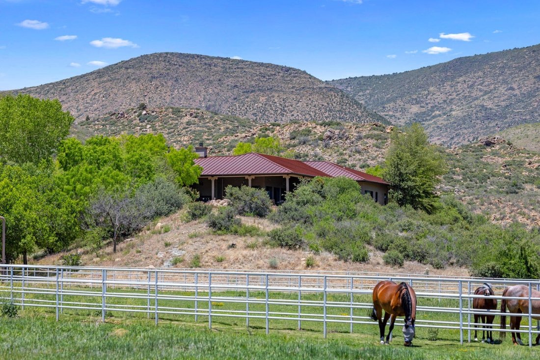 House in Skull Valley, Arizona, United States 4 - 14898434