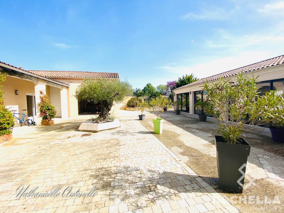 House in Paille, Nouvelle-Aquitaine, France 3 - 12846905