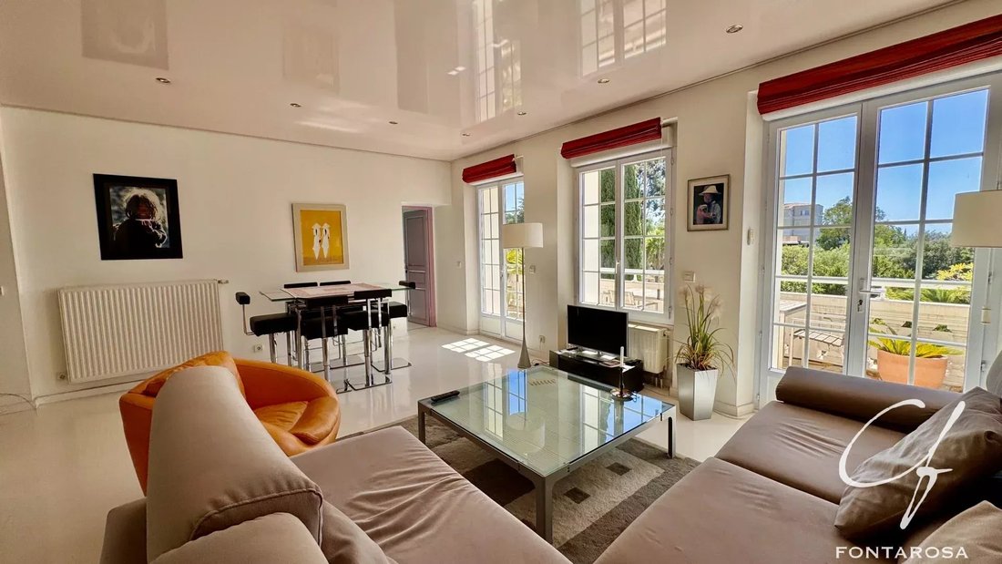 Apartment in Valescure-Vaulongue-Clair Bois-Vallon Suveret, Saint-Raphaël, France 4 - 14896415
