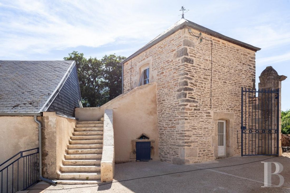 House in Centre Ville, Avallon, France 2 - 14896421