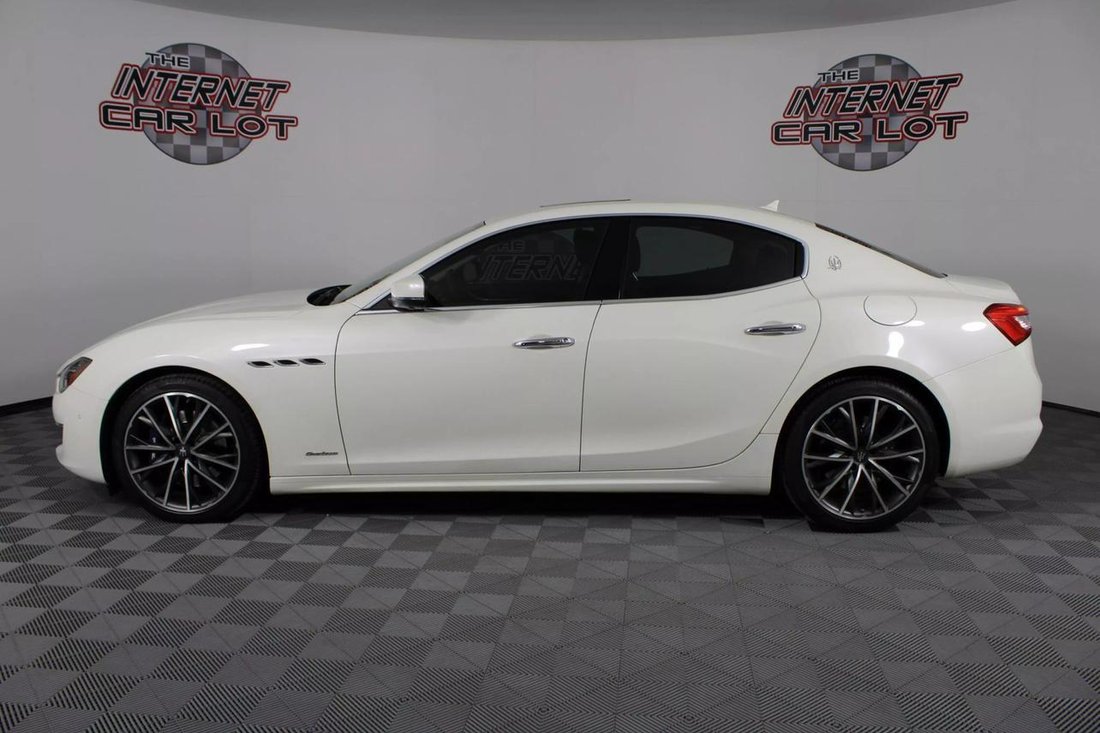 Sedan in Lincoln, NE, United States 4 - 14901416