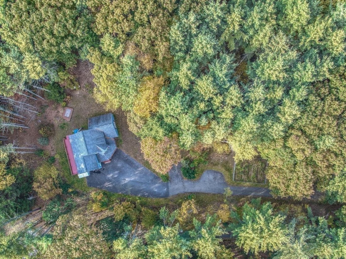 House in Pepperell, Massachusetts, United States 2 - 14902897