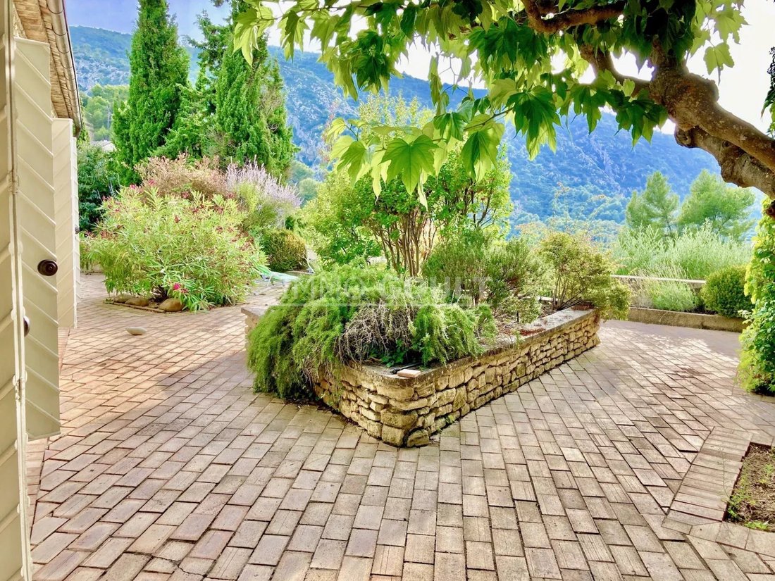 House in Oppède, Provence-Alpes-Côte d'Azur, France 4 - 13893705