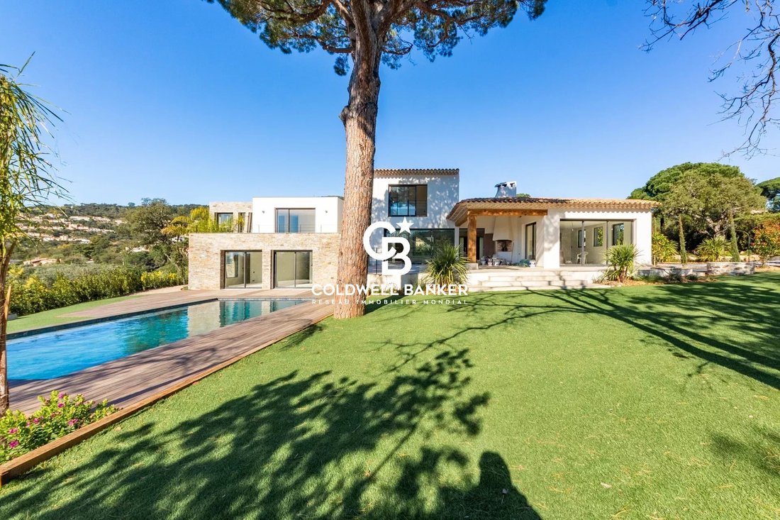 House in Sainte-Maxime, Provence-Alpes-Côte d'Azur, France 3 - 13975671