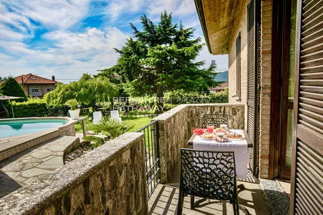 Tavernerio, Lombardy, Italy 2 - 13966556