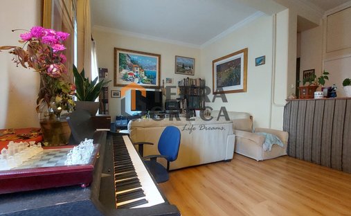 House in 1st District of Piraeus, Piraeus, Greece 1