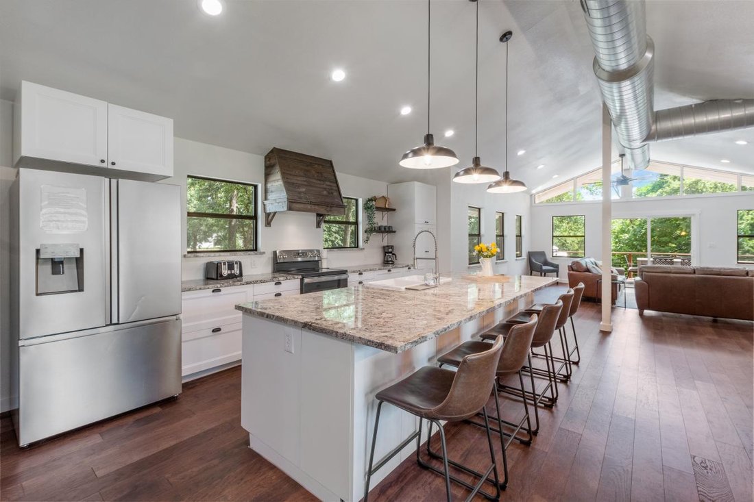 House in Tool, Texas, United States 2 - 14833741