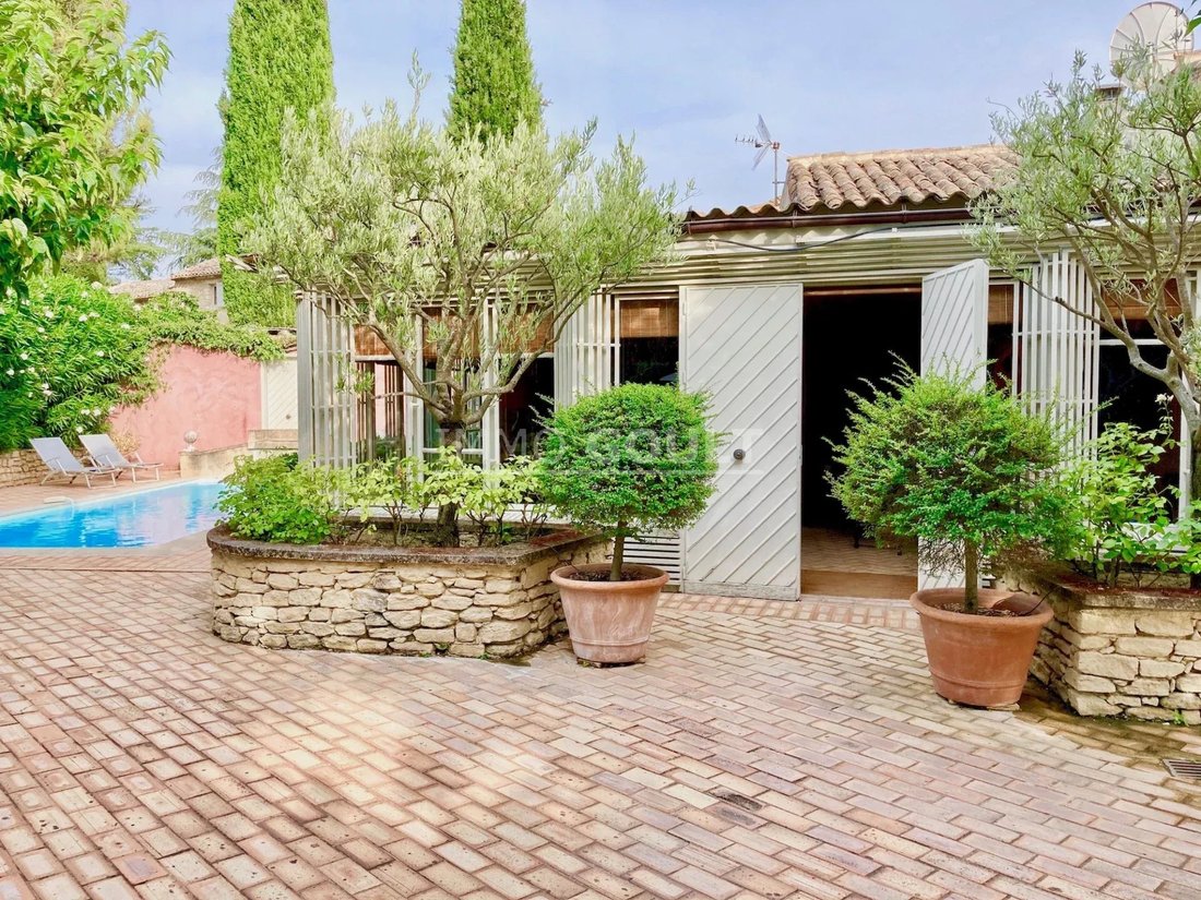 House in Oppède, Provence-Alpes-Côte d'Azur, France 3 - 13893705