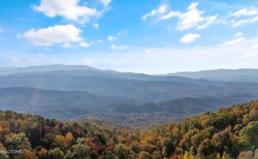 Land in Maryville, Tennessee, United States 1