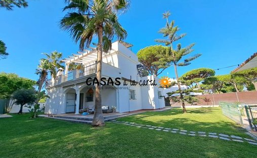 House in Roche, Conil de la Frontera, Andalusia 1