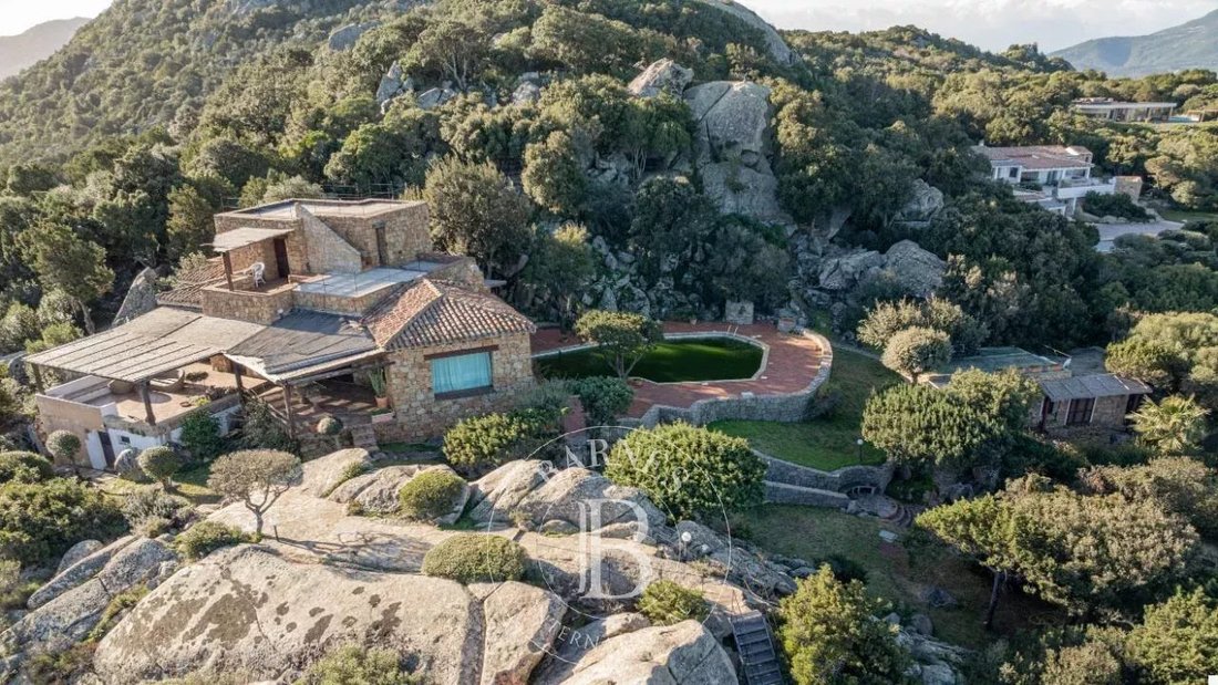 Villa in Rudalza, Olbia, Italy 2 - 13947613