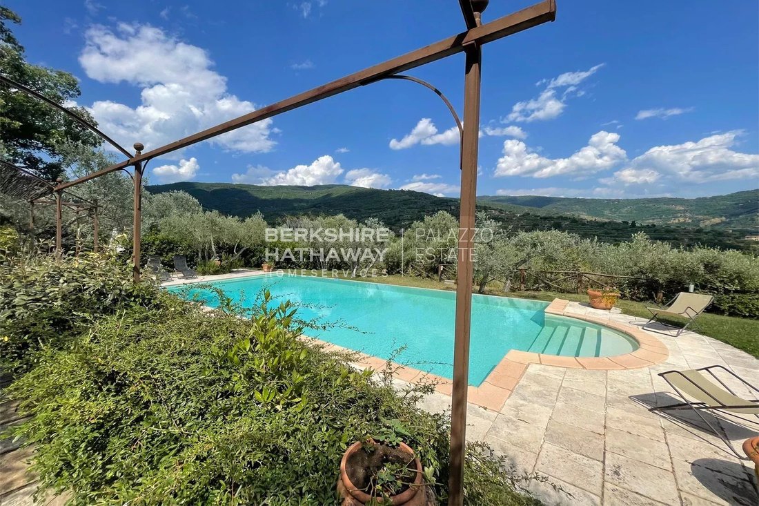 House in Center, Cortona, Tuscany 2 - 14903050
