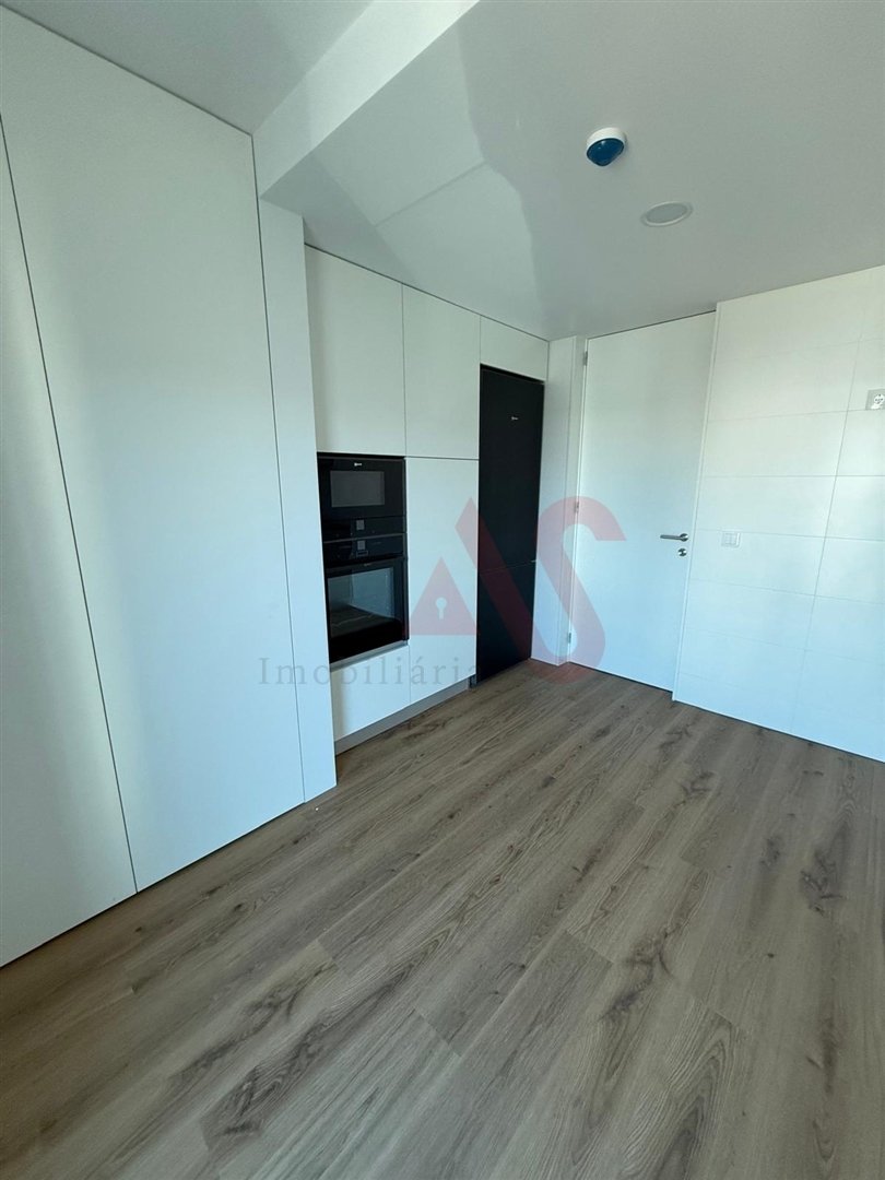 Apartment in Gloria e Vera Cruz, Aveiro District, Portugal 5 - 14900577