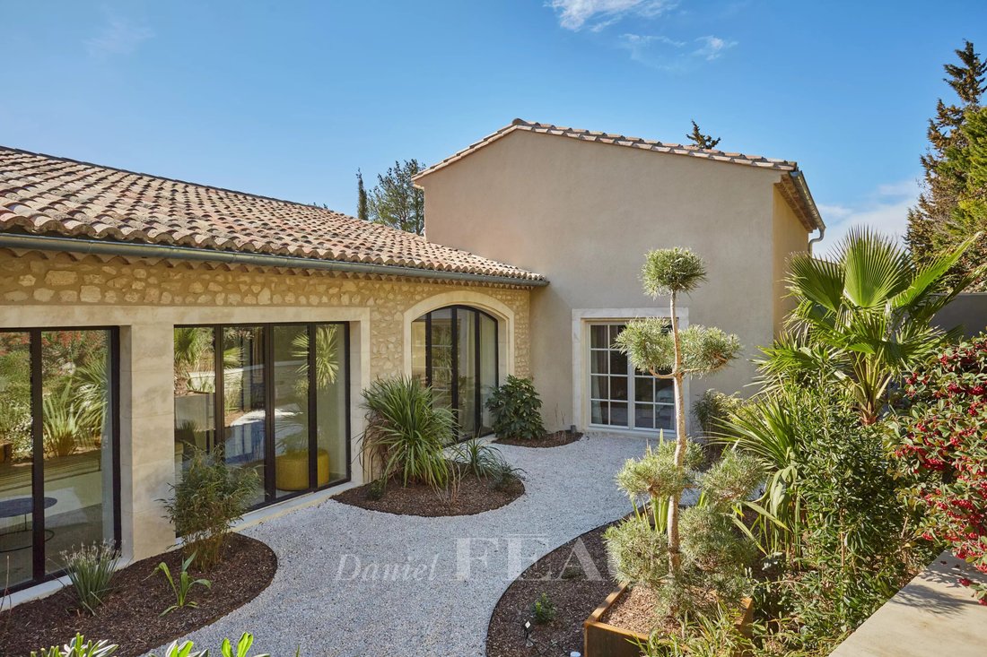 Casa a Paradou, Provenza-Alpi-Costa Azzurra, Francia 3 - 13545973