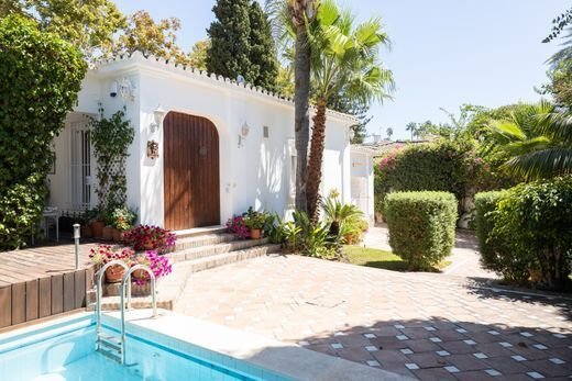 Villa in Guadalmina Alta, San Pedro de Alcantara, Spain 4 - 14718459