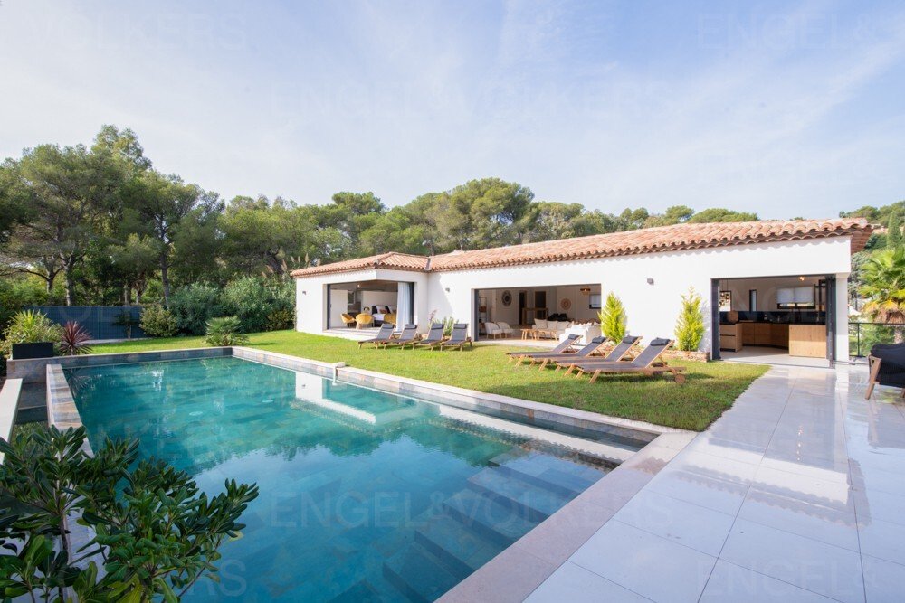 Casa a La Croix-Valmer, Provenza-Alpi-Costa Azzurra, Francia 1 - 14903038