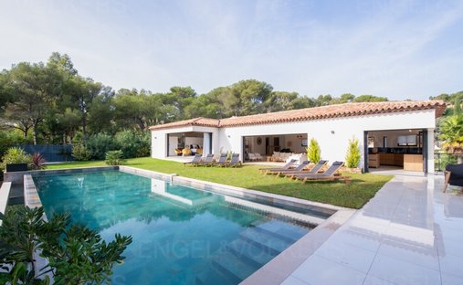Casa en La Croix-Valmer, Provenza-Alpes-Costa Azul, Francia 1
