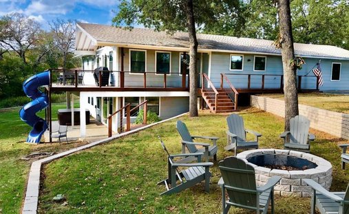House in Tool, Texas, United States 1