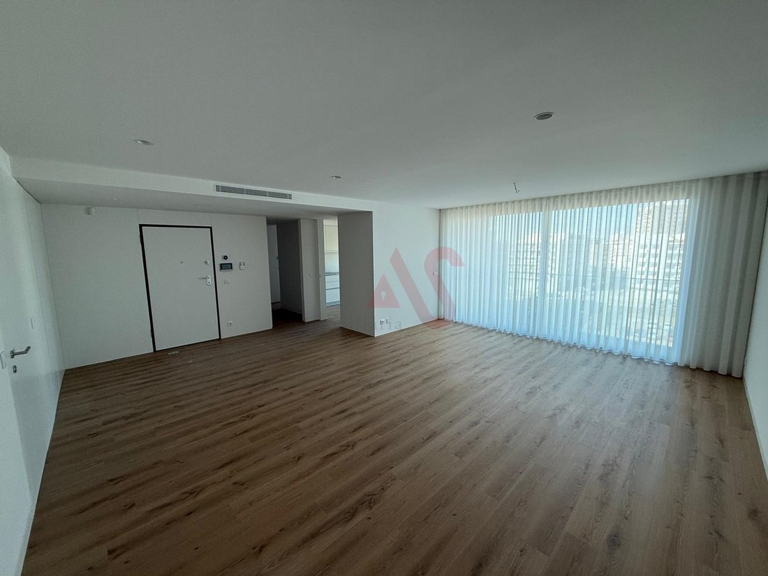 Apartment in Gloria e Vera Cruz, Aveiro District, Portugal 3 - 14900581