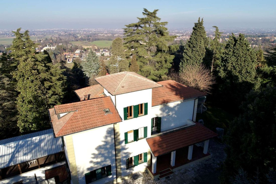 Villa in Albinea, Emilia-Romagna, Italy 4 - 14900780