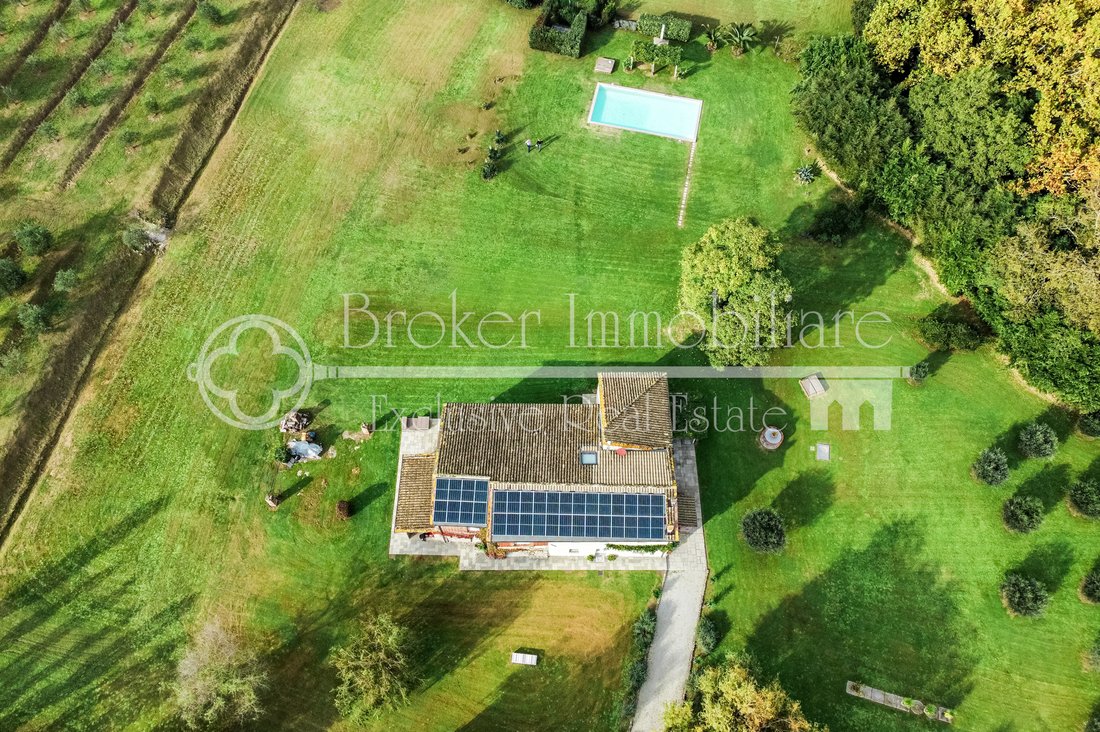 Villa in Historic Center, Lucca, Tuscany 3 - 11474455