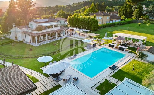 Villa in Camaiore, Tuscany, Italy 1