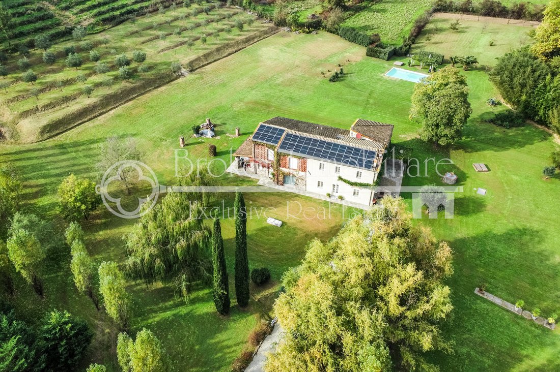Villa in Historic Center, Lucca, Tuscany 4 - 11474455