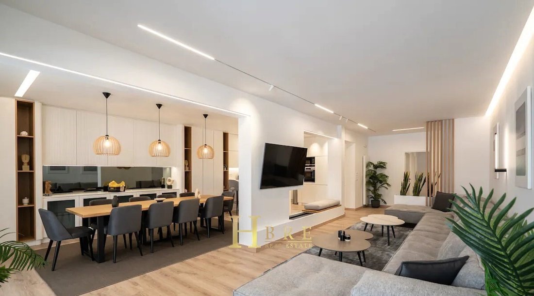 Apartment in Sunoikia Kolonakiou, 1st District of Athens, Athens 1 - 14420388