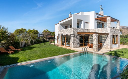 House in Penteli, Attica, Greece 1