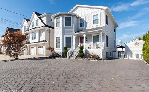 House in Stafford Township, New Jersey, United States 1