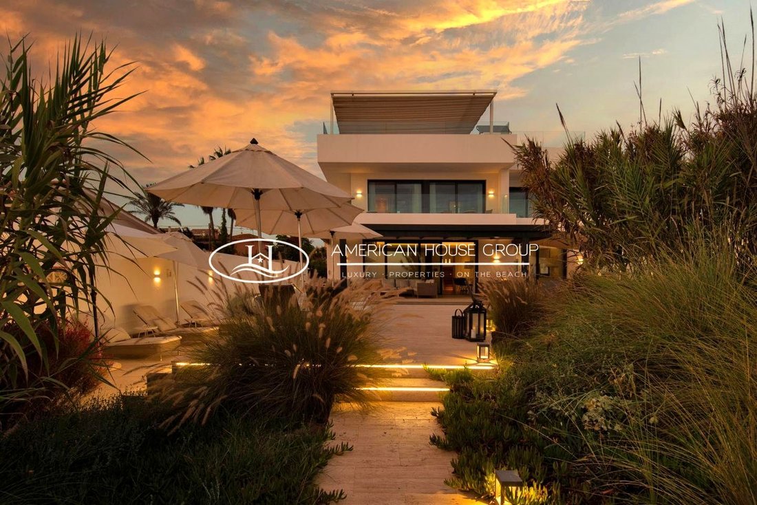 Villa in Marbella, Andalusia, Spain 2 - 14907032