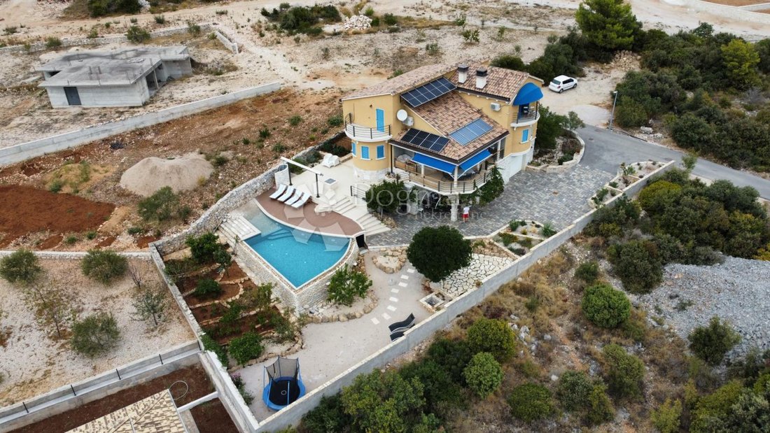 House in Brodarica, Sibenik-Knin County, Croatia 3 - 14616560