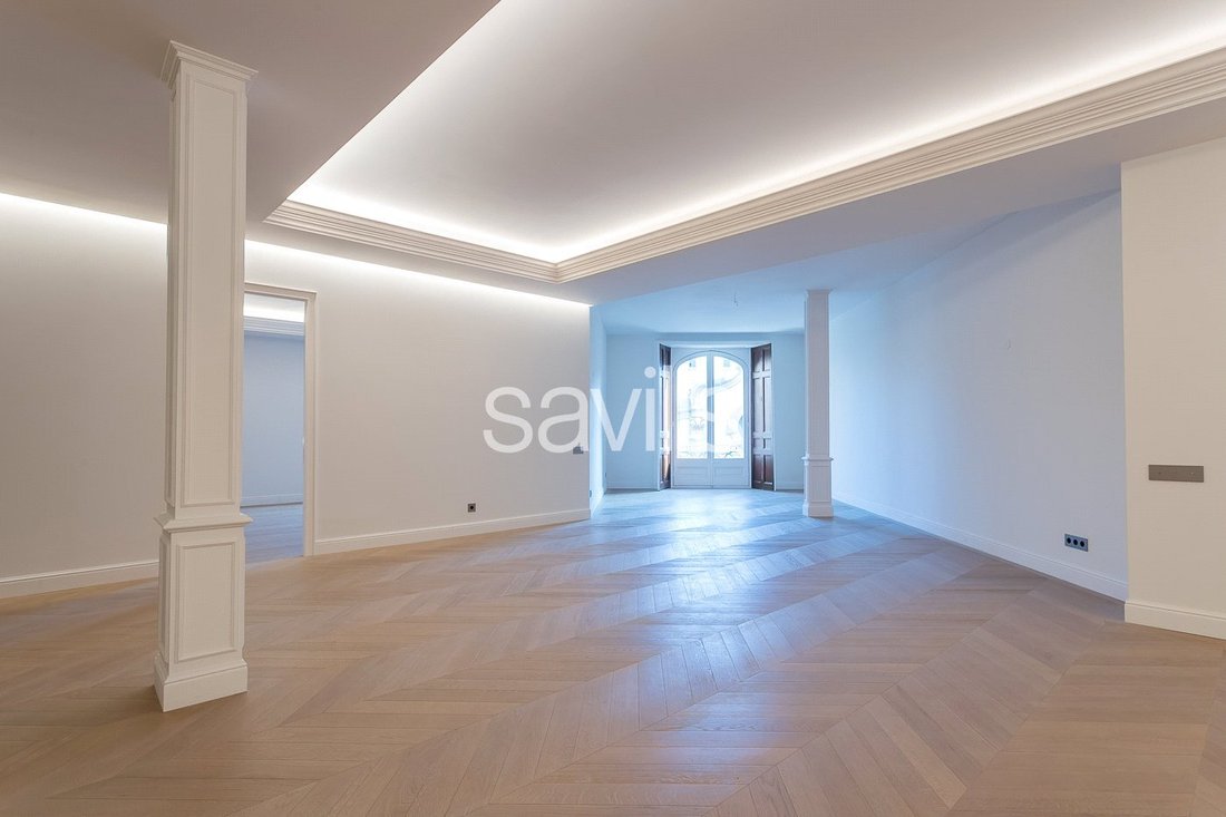 Appartamento in Eixample, Barcellona, Spagna 3 - 14906611
