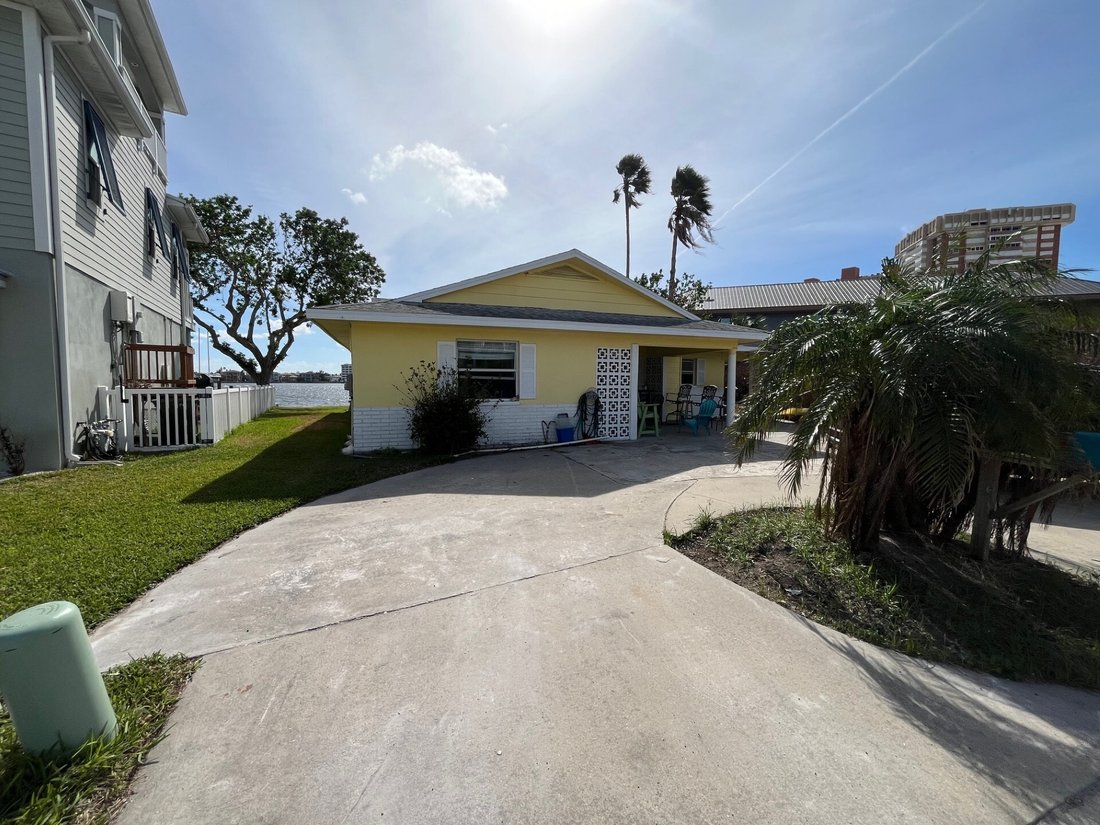 House in Madeira Beach, Florida, United States 1 - 14906009