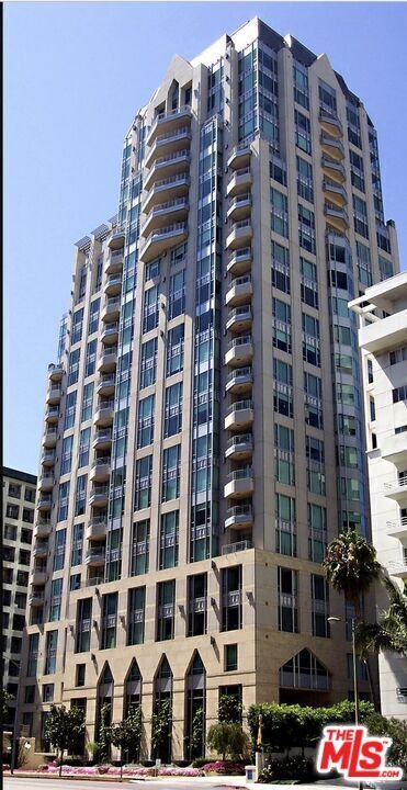 Condo in Los Angeles, California, United States 2 - 14907477
