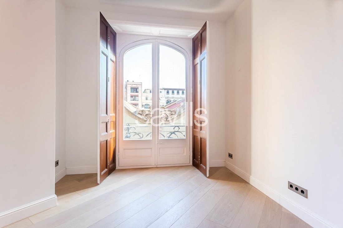 Appartamento in Eixample, Barcellona, Spagna 2 - 14906611