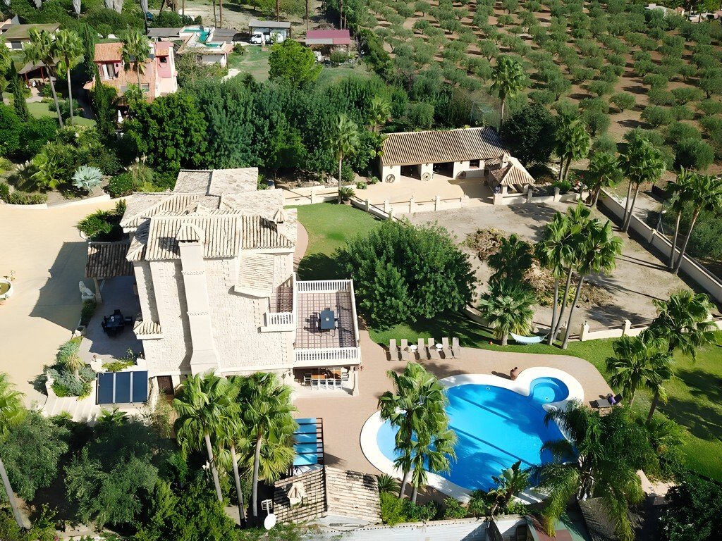 House in Alhaurin de la Torre, Andalusia, Spain 2 - 14906818