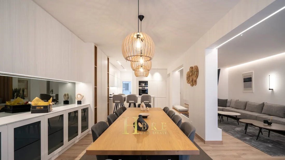 Apartment in Sunoikia Kolonakiou, 1st District of Athens, Athens 2 - 14420388