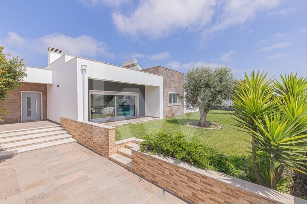 Townhouse in Atouguia da Baleia, Leiria District, Portugal 2 - 14908578