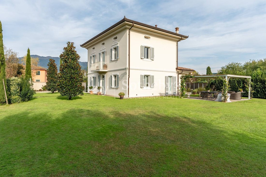 House in Camigliano, Capannori, Tuscany 3 - 14908273