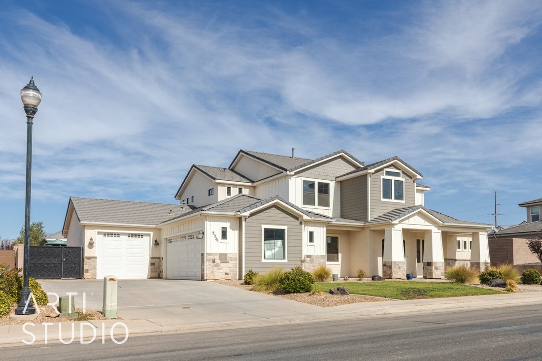 6 Bedrooms Single Family Attached In St. George, Utah, United States ...