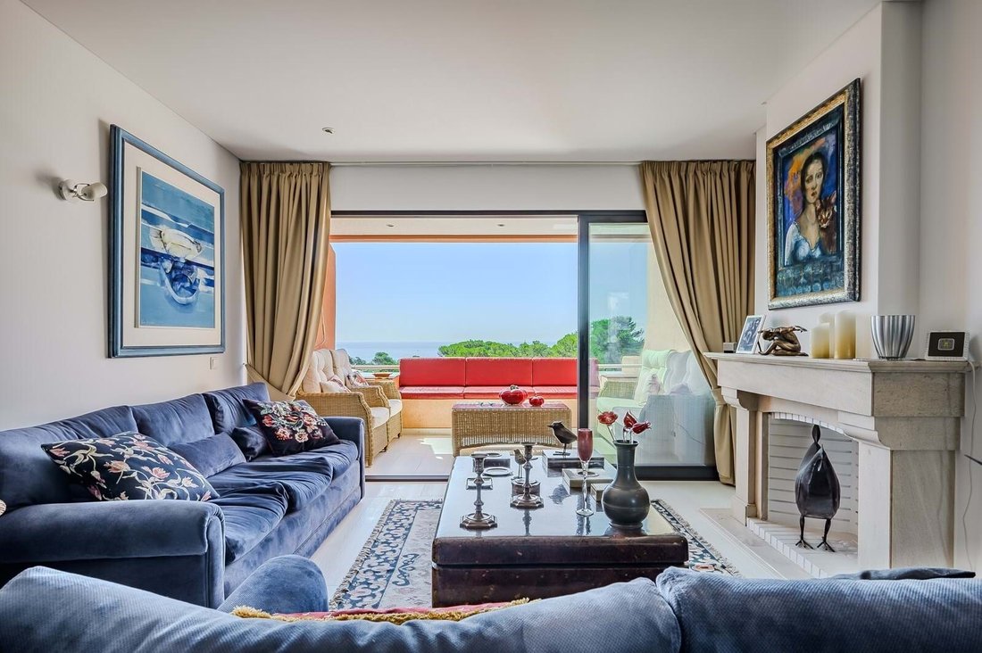Apartment in Cascais e Estoril, Lisbon, Portugal 1 - 14909207
