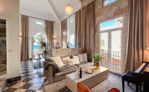 Villa in Playa de Palma, Palma, Balearic Islands 1