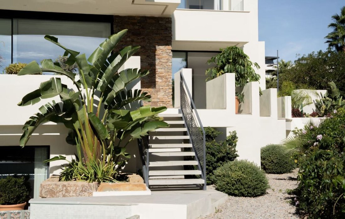 Villa in Estepona, Andalusia, Spain 2 - 14916101