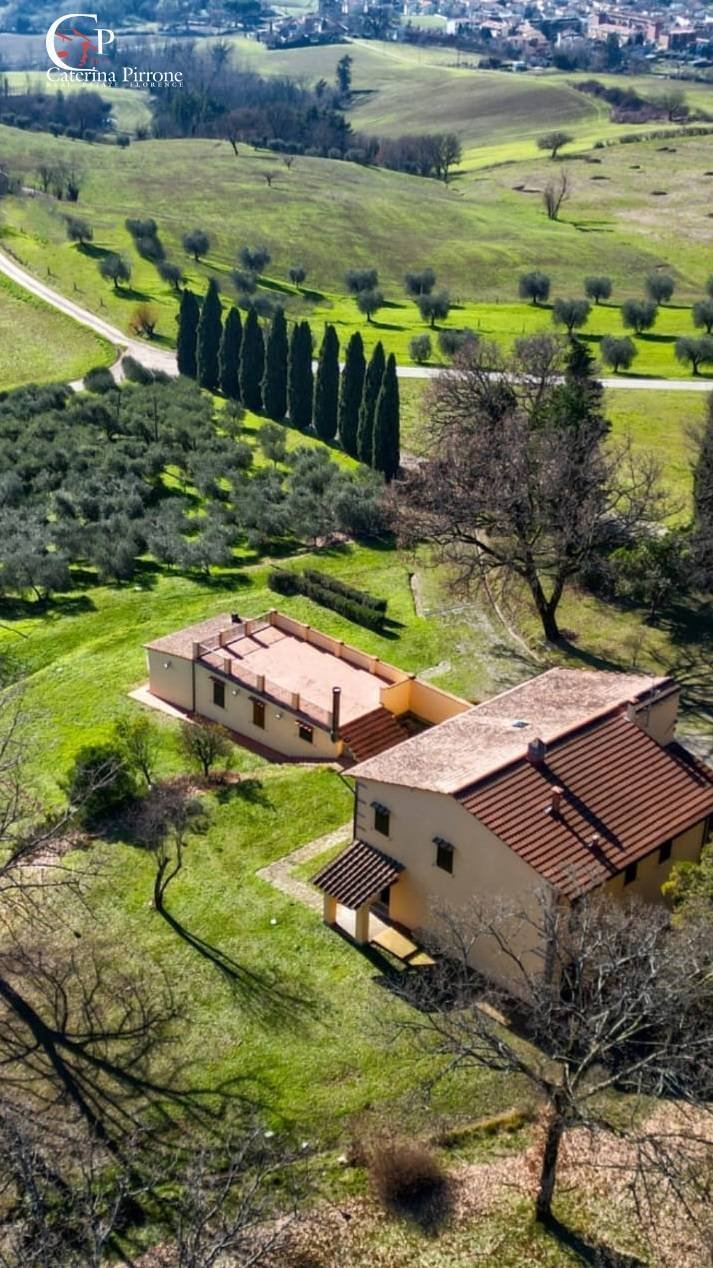Villa in Barberino di Mugello, Tuscany, Italy 1 - 14916980