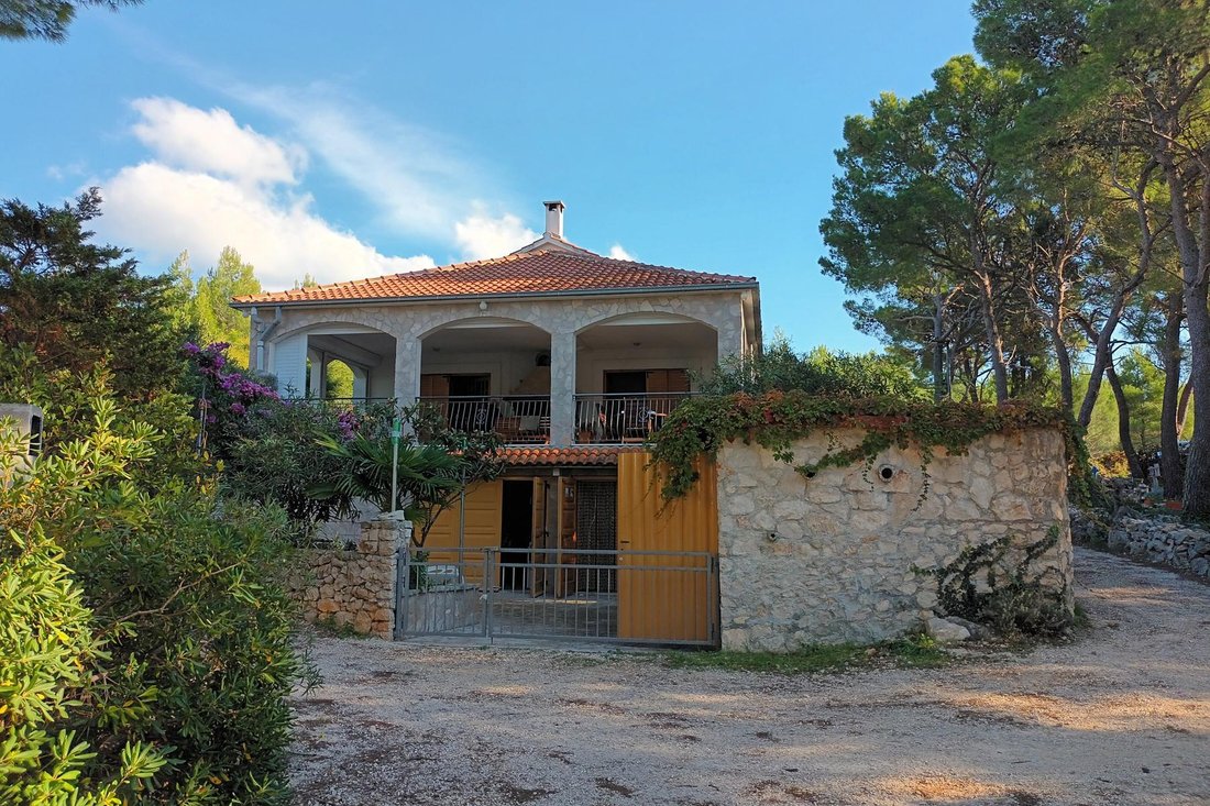 Villa in Milna, Gespanschaft Split-Dalmatien, Kroatien 3 - 14916914