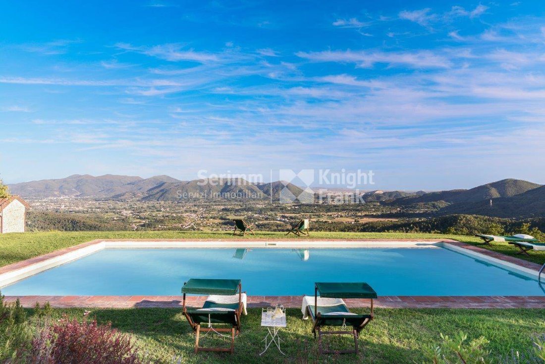 Country House in Area Monte San Quirico - Sant'Alessio, Lucca, Tuscany 1 - 14916952
