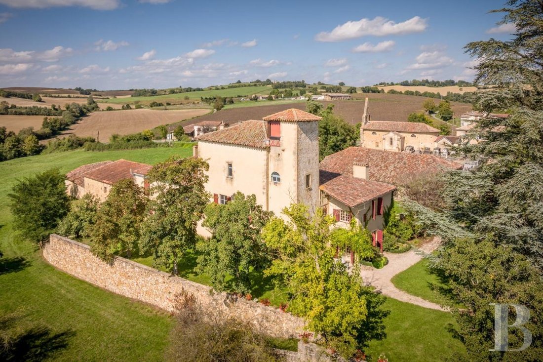 Whispers of the Comminges: A 14th-Century Hilltop Château’s Timeless Embrace